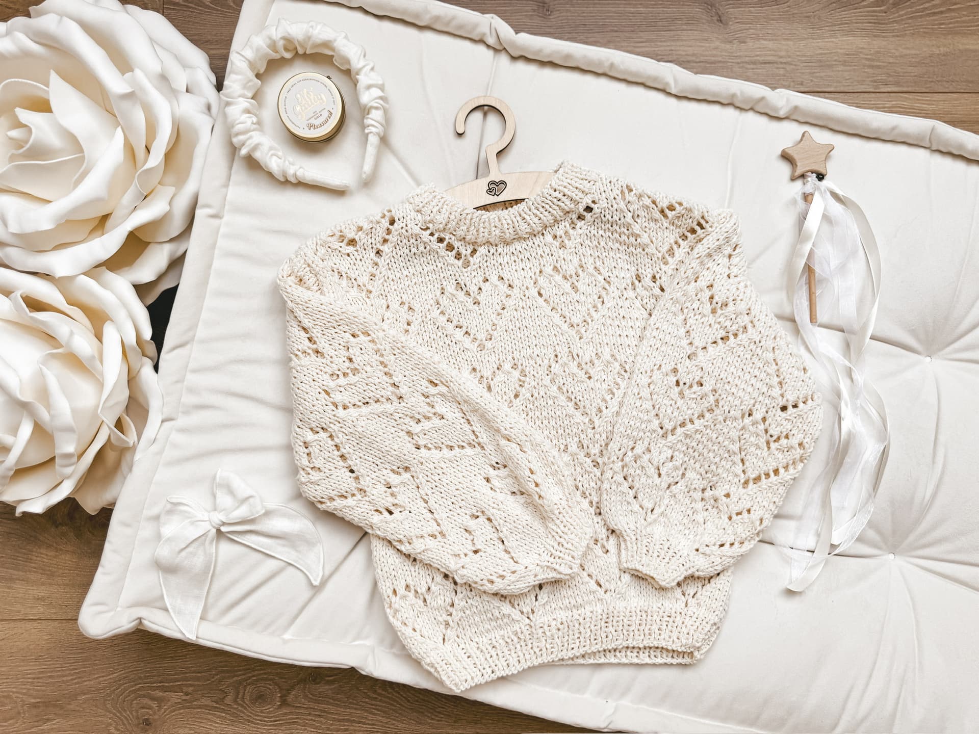 Sweterek premium Lovely hearts
